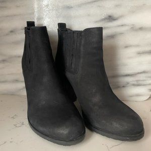 Ryland Steve Madden Ankle Booties